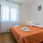 Lovely Albina - By Tourist Agency Leut * פריבלאקה