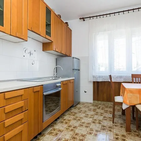 Lovely Albina - By Tourist Agency Leut Apartament